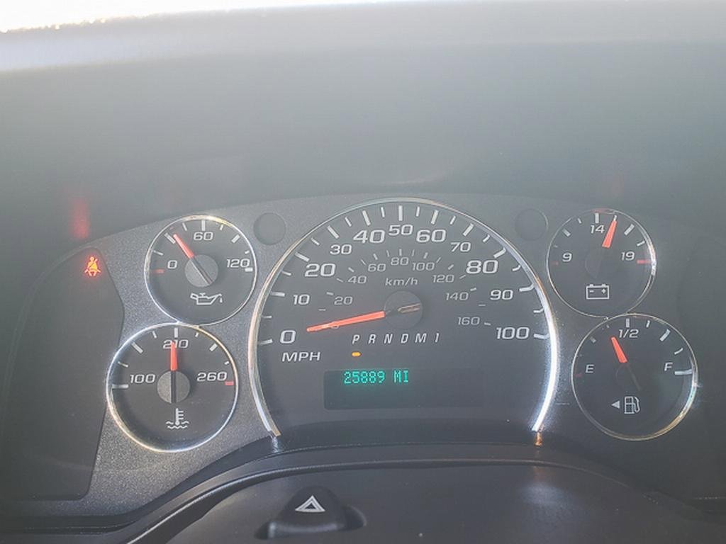 Used 2023 GMC Savana 2500 Work Van w/ Driver Convenience Package image 18