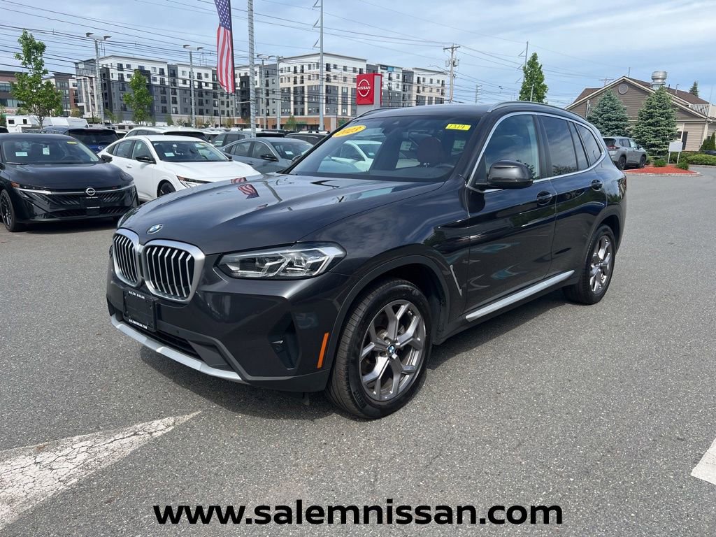 Used 2023 BMW X3 xDrive30i w/ Convenience Package AWD/4WD image 3