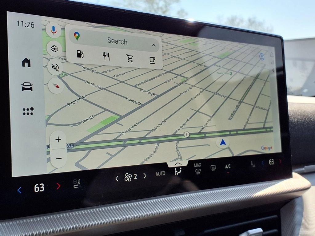 Used 2025 Ford Explorer Active w/ Active Comfort Package AWD/4WD image 4