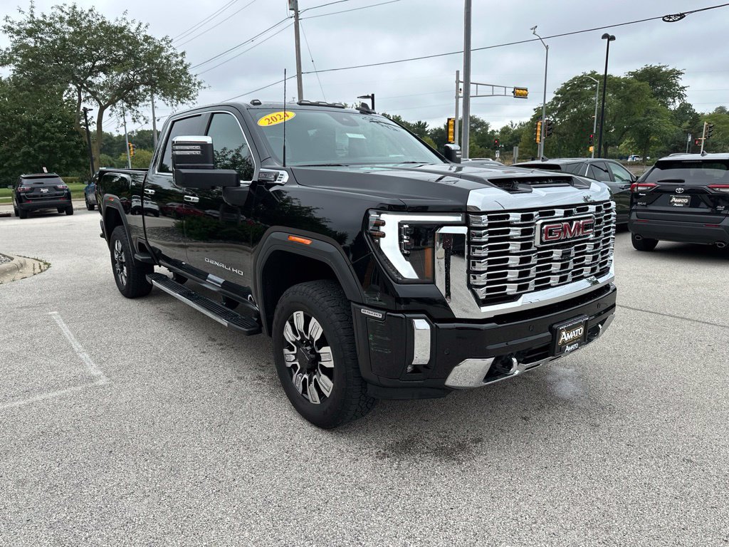 Used 2024 GMC Sierra 2500 Denali w/ Denali Reserve Package AWD/4WD image 7