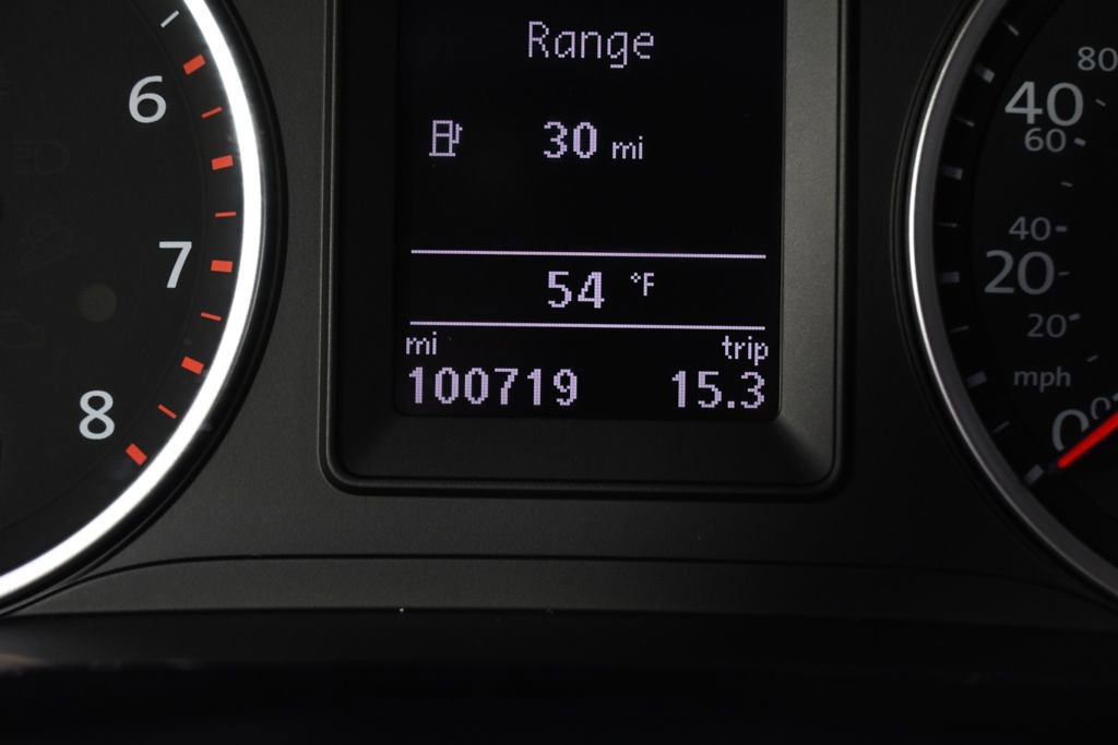 Used 2018 Volkswagen Tiguan Limited w/ Premium Package image 26