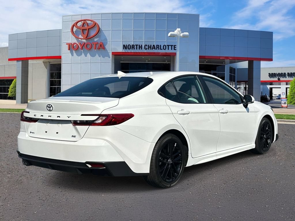 Used 2026 Toyota Camry SE FWD image 7
