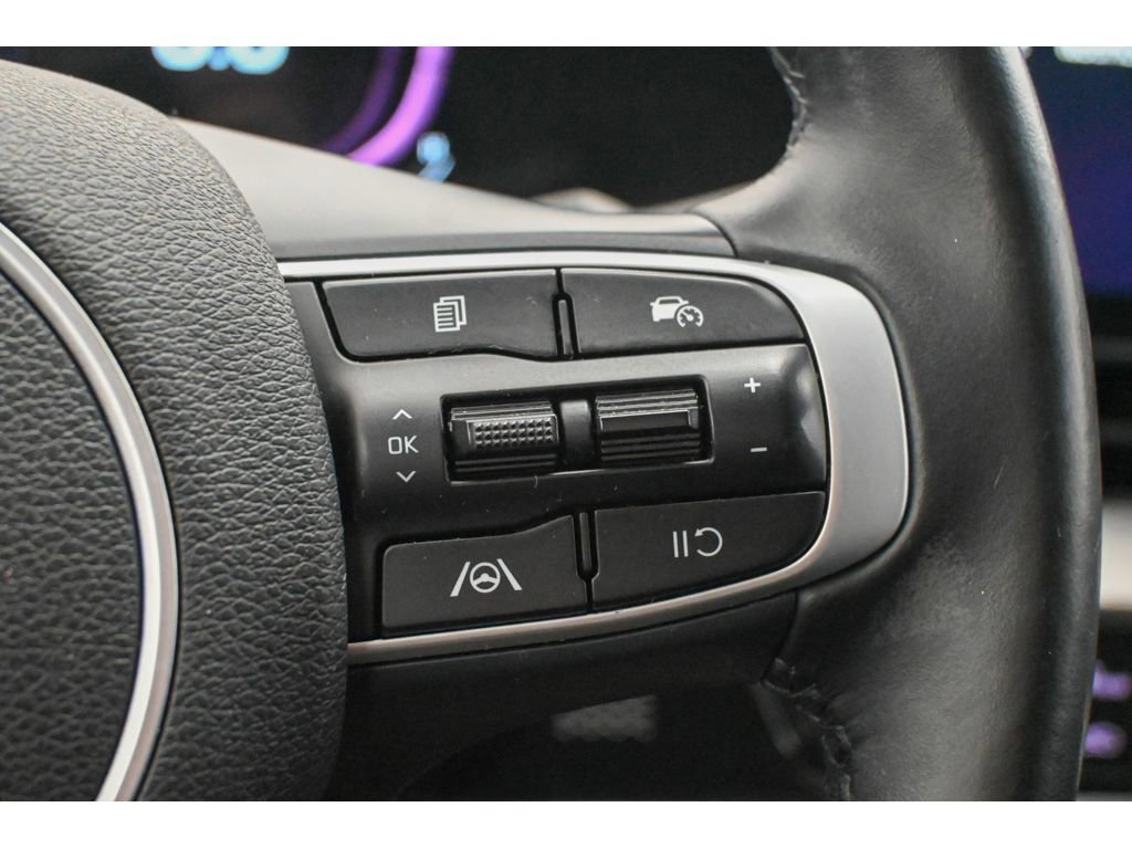 Used 2023 Kia Sportage EX image 40