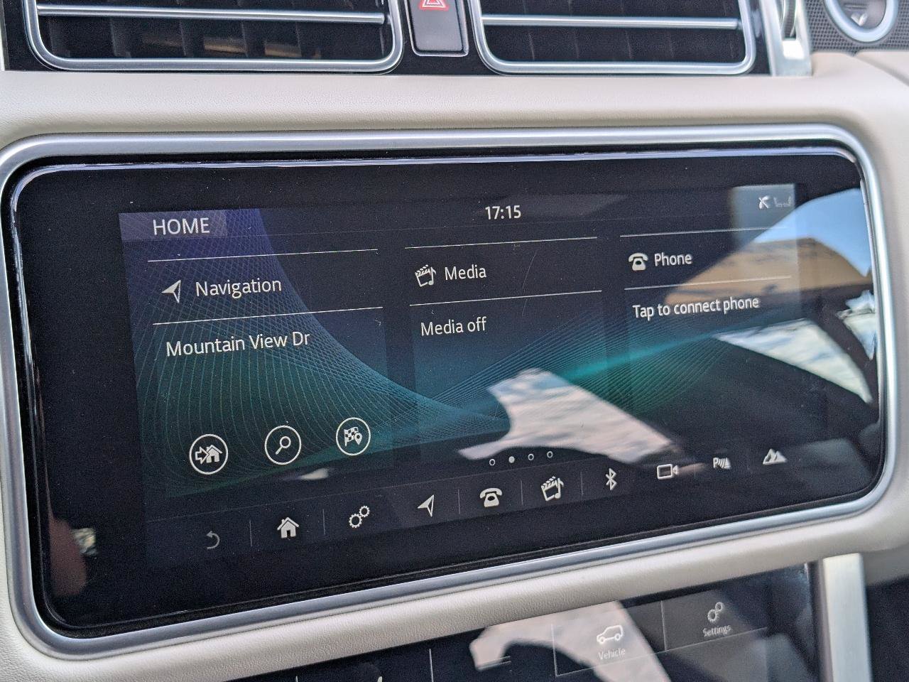 Used 2019 Land Rover Range Rover Supercharged AWD/4WD image 17