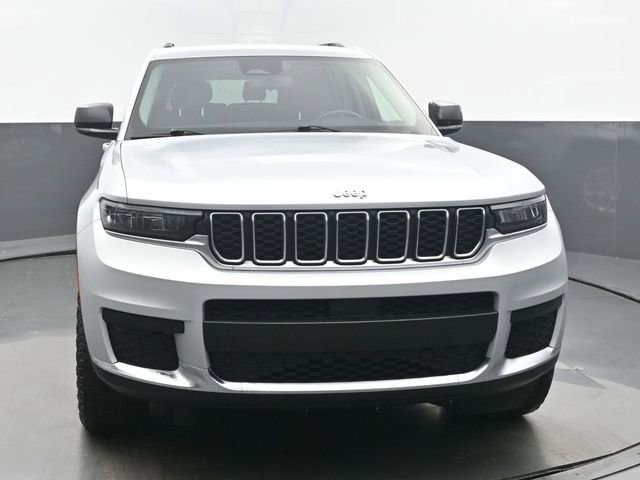 Used 2022 Jeep Grand Cherokee L Laredo w/ Luxury Tech Group I AWD/4WD image 8
