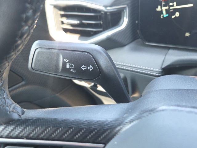 Used 2025 Ford Mustang Premium image 34