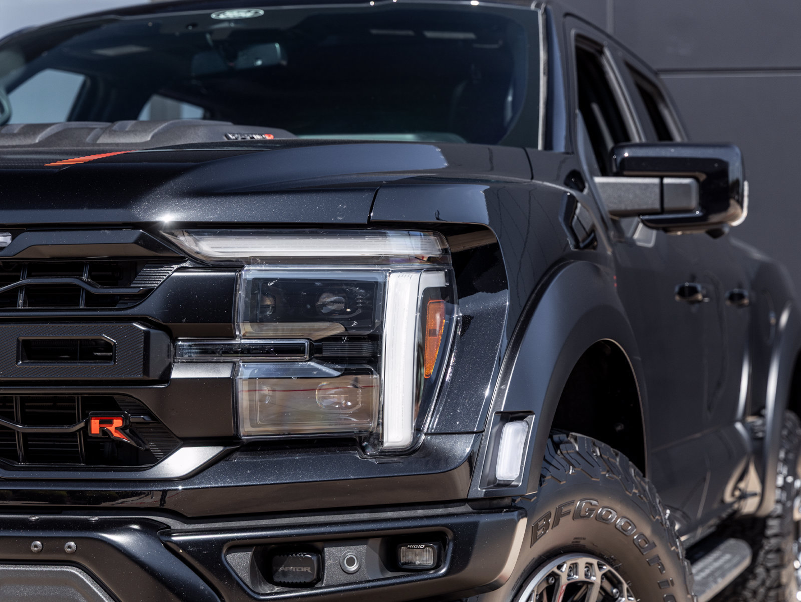 Used 2026 Ford F150 Raptor w/ Equipment Group 803A Raptor R AWD/4WD image 18