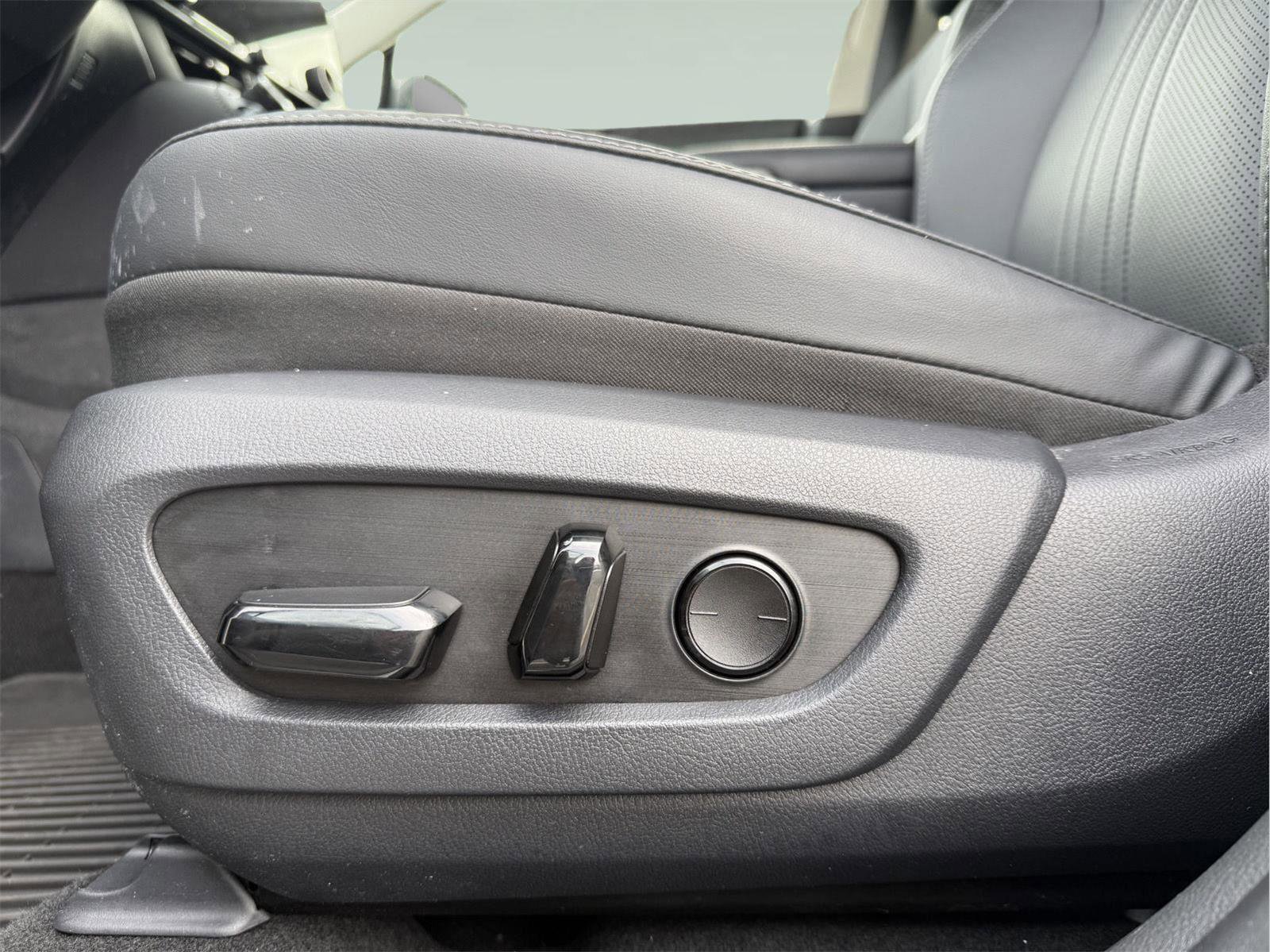 Used 2025 Lexus NX 350 AWD w/ Accessory Package (2T) image 10