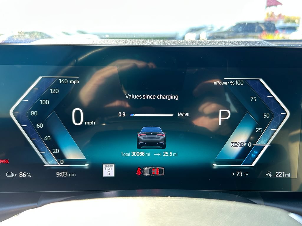 Used 2023 BMW i4 eDrive40 w/ Premium Package RWD image 21