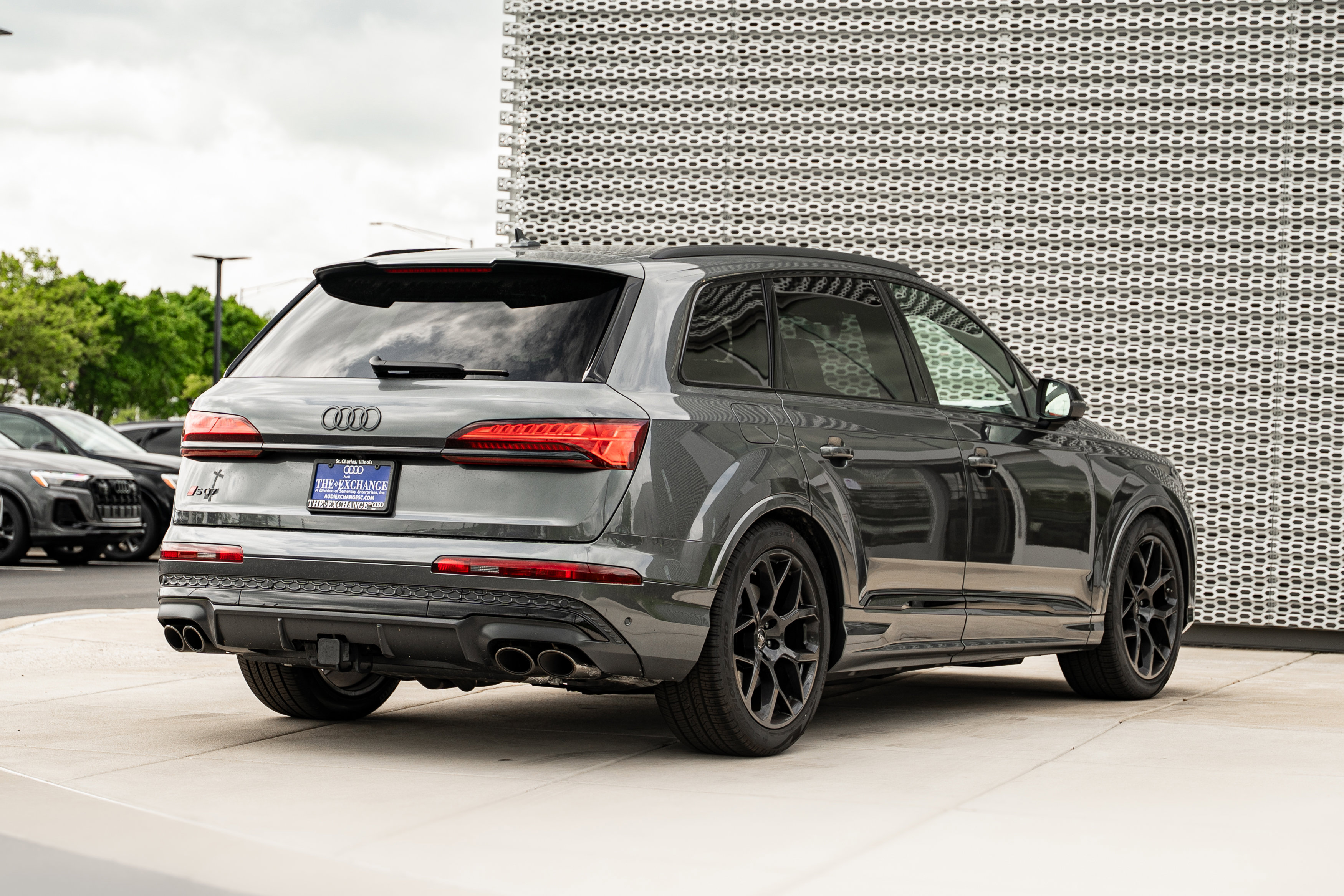 New 2026 Audi SQ7 Premium Plus AWD/4WD image 4