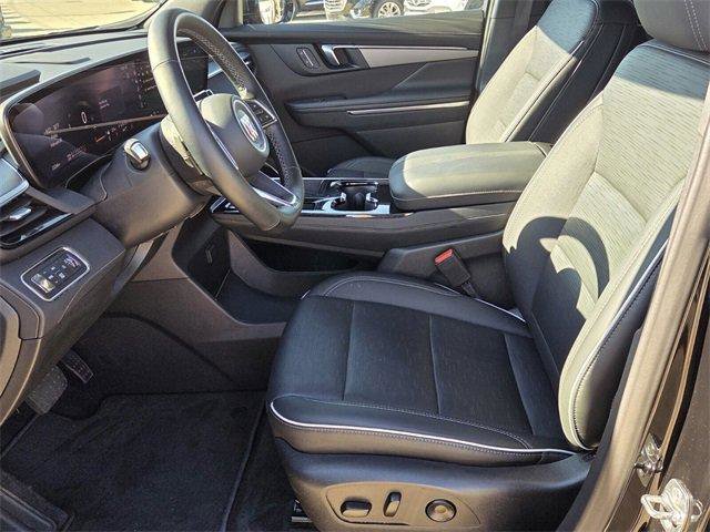 Used 2025 Buick Enclave Sport Touring image 9