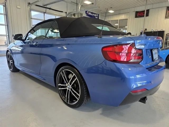 Used 2018 BMW M240i Convertible image 5