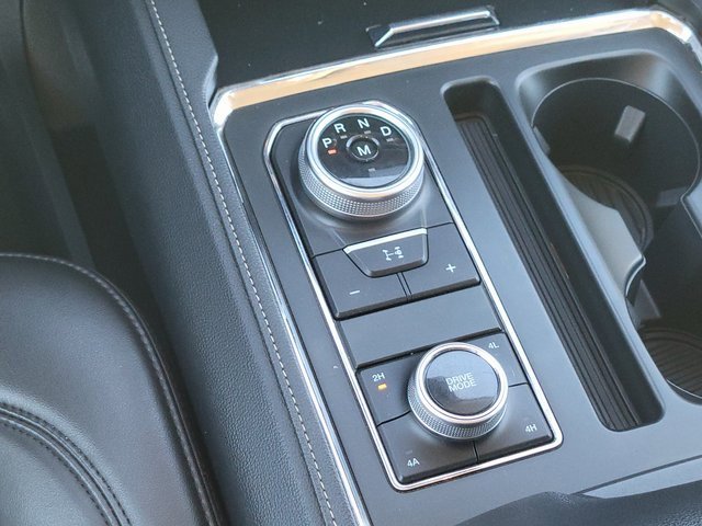 Certified 2024 Ford Expedition Max XLT image 13