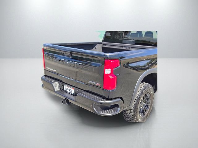 Used 2025 Chevrolet Silverado 1500 ZR2 w/ Technology Package AWD/4WD image 8