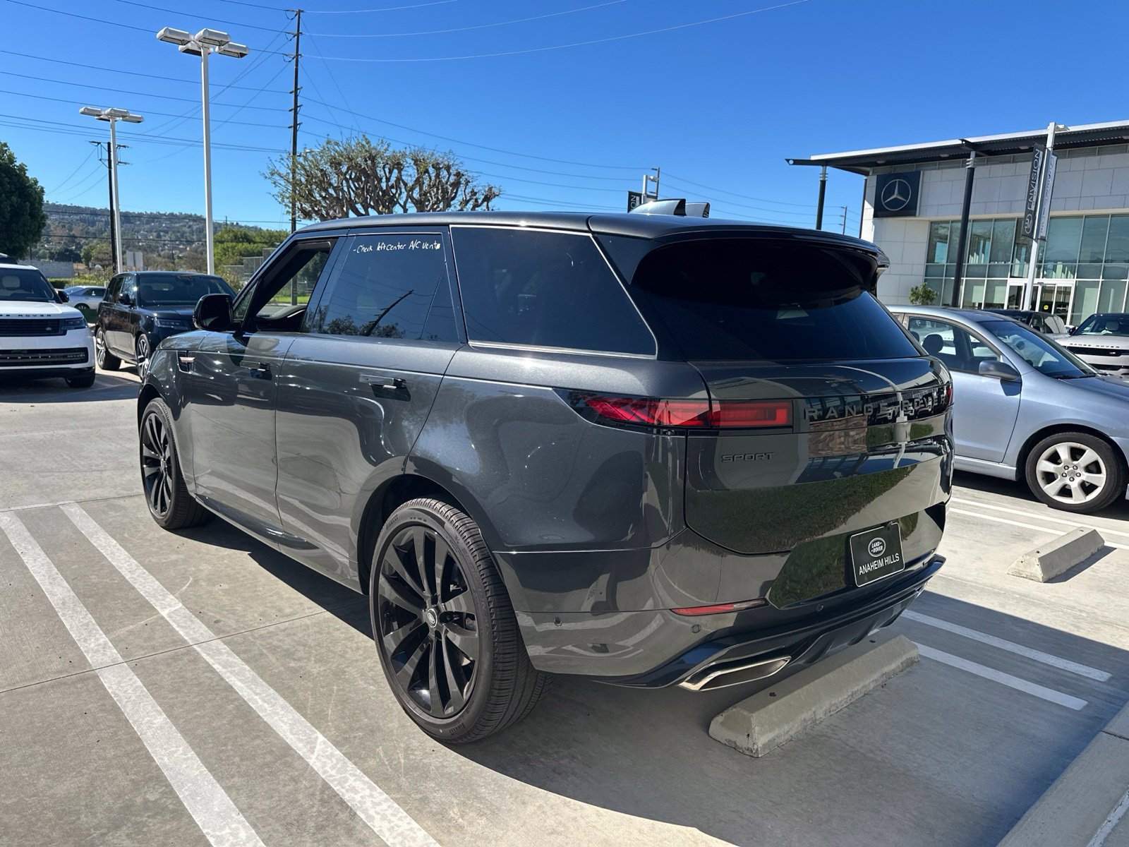 Certified 2025 Land Rover Range Rover Sport Dynamic SE AWD/4WD image 4