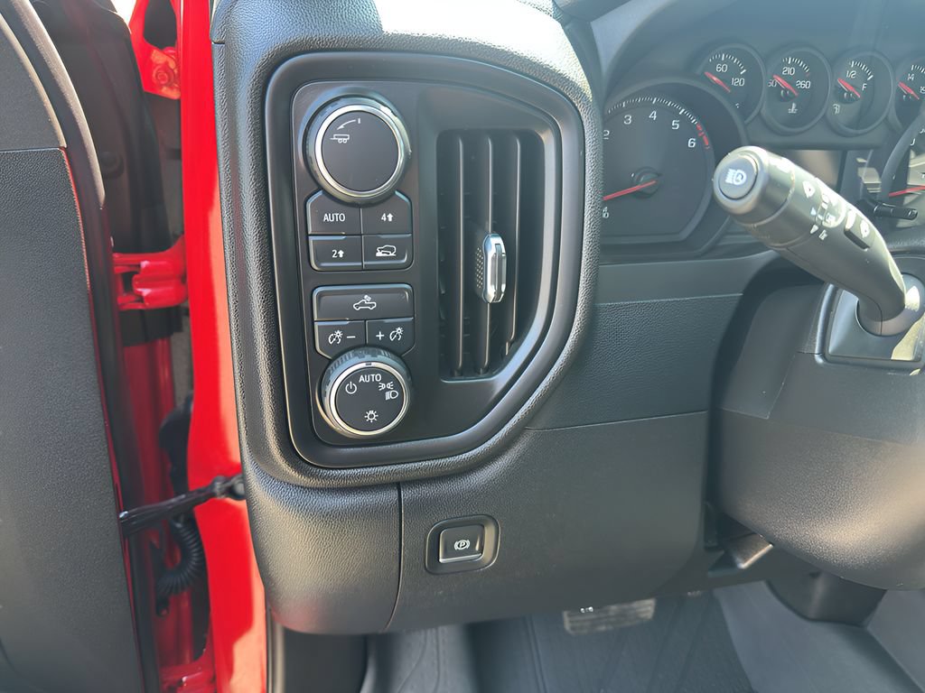 Used 2024 Chevrolet Silverado 1500 Custom AWD/4WD image 11