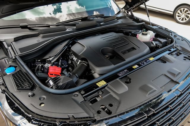 New 2026 Land Rover Range Rover SE AWD/4WD image 67