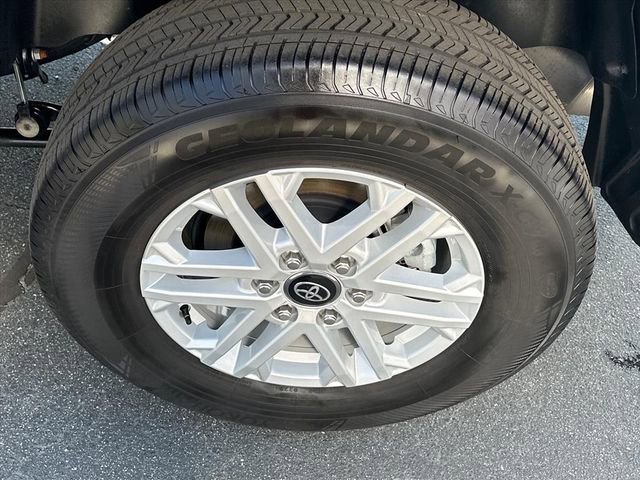 Used 2026 Toyota Tundra SR5 w/ SR5 Convenience Package image 24