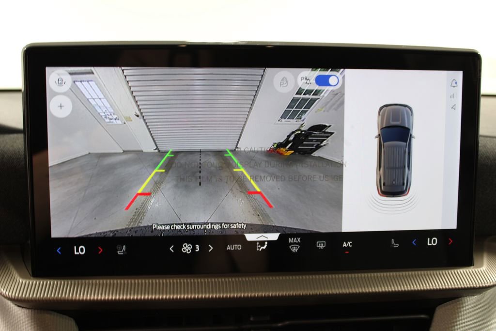 New 2026 Ford Explorer Active RWD image 52