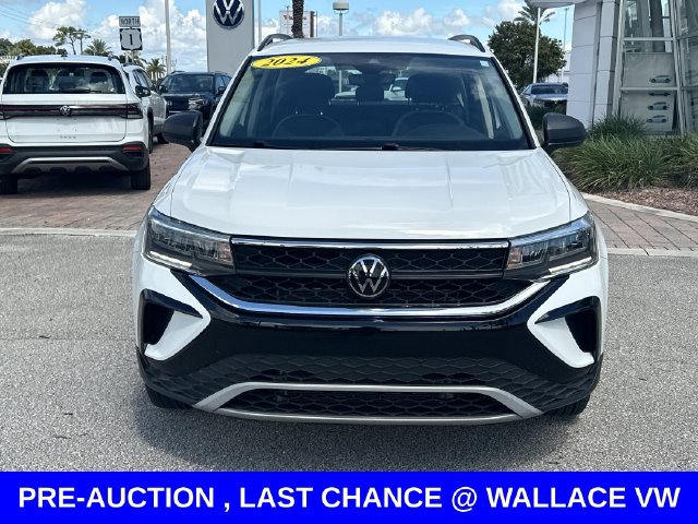 Certified 2024 Volkswagen Taos S FWD image 3