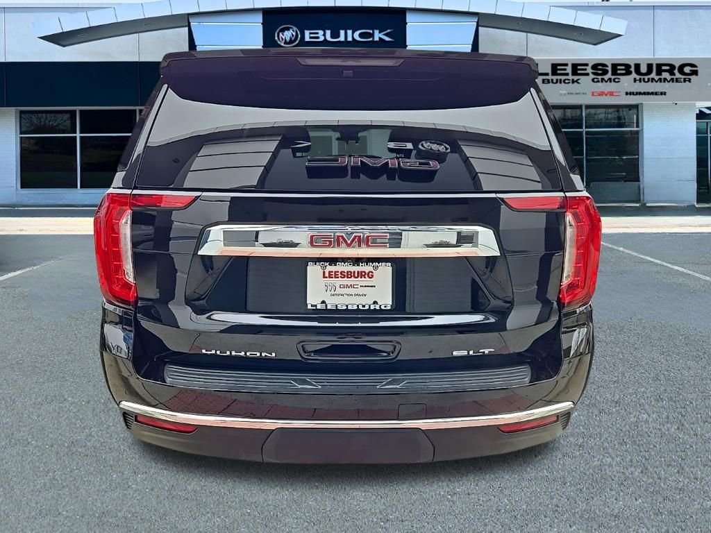 Used 2023 GMC Yukon SLT w/ SLT Premium Package image 6