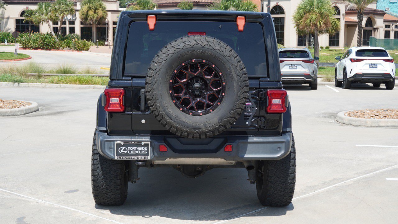 Used 2019 Jeep Wrangler Unlimited Sahara w/ Quick Order Package 24M Moab AWD/4WD image 7