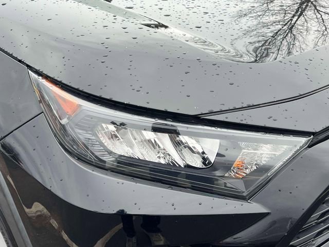 Used 2019 Toyota RAV4 LE w/ All Weather Liner Package image 12