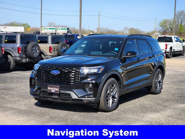 New 2026 Ford Explorer ST-Line w/ ST-Line Street Pack image 3