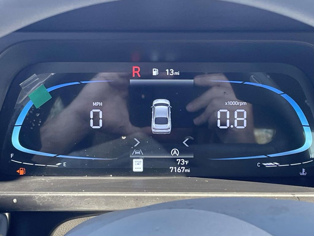 New 2025 Hyundai Elantra SE FWD image 18