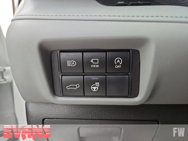 Certified 2025 Toyota Highlander Platinum image 17