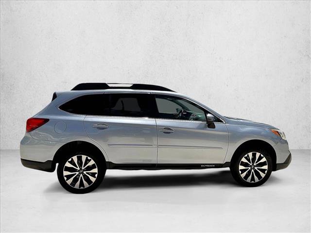 Used 2017 Subaru Outback 3.6R Limited AWD/4WD image 5