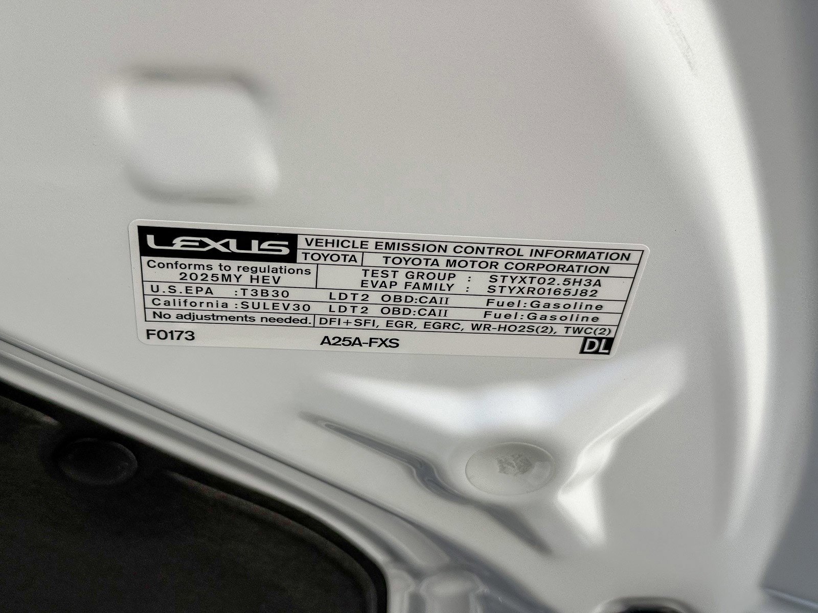 Used 2025 Lexus RX 350 image 32