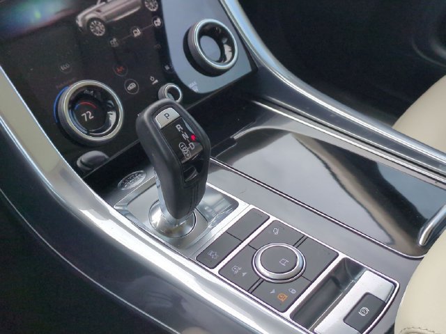 Used 2022 Land Rover Range Rover Sport HSE Silver Edition AWD/4WD image 9