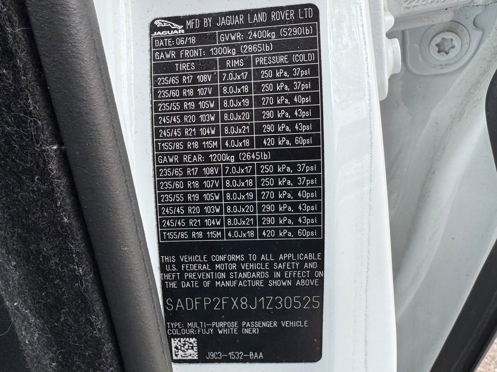 Used 2018 Jaguar E-PACE SE image 13