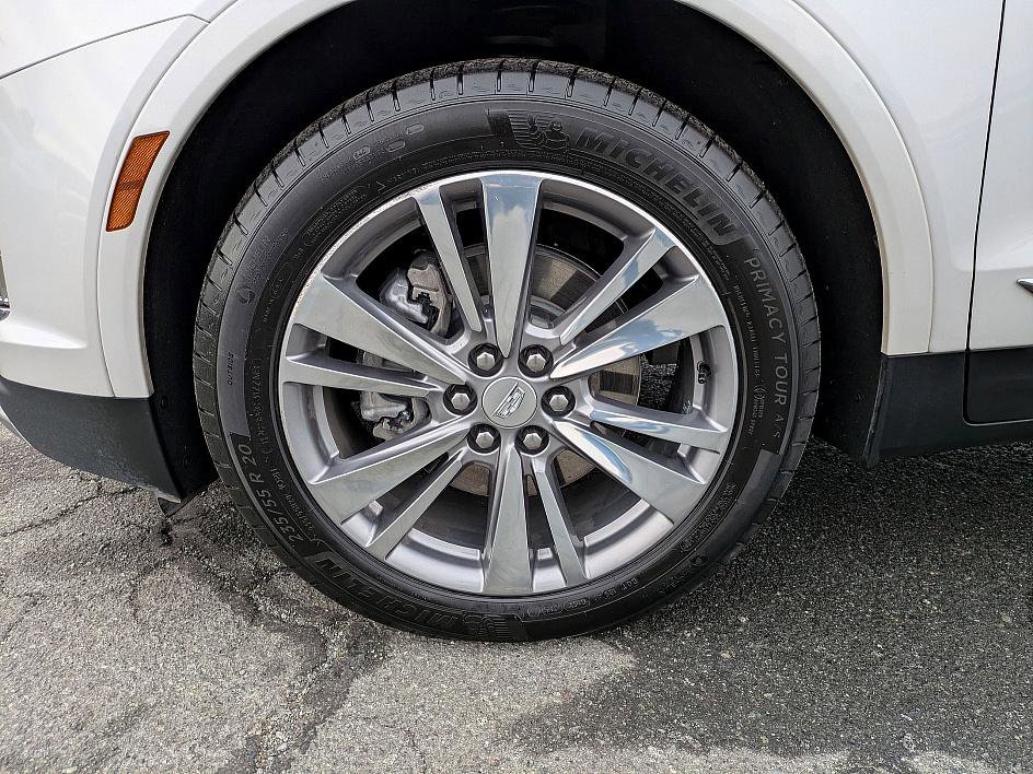 Certified 2025 Cadillac XT5 Premium Luxury image 10