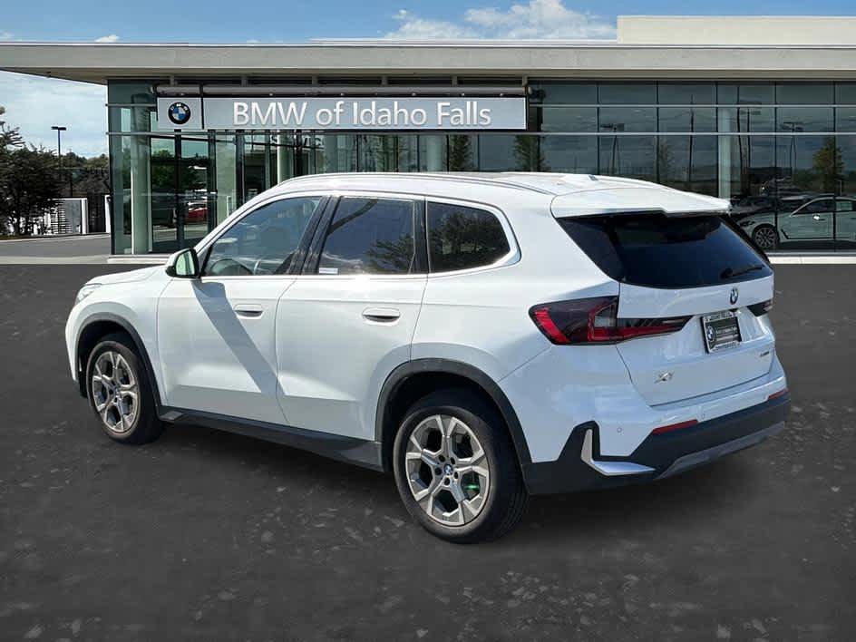 Used 2023 BMW X1 xDrive28i AWD/4WD image 5