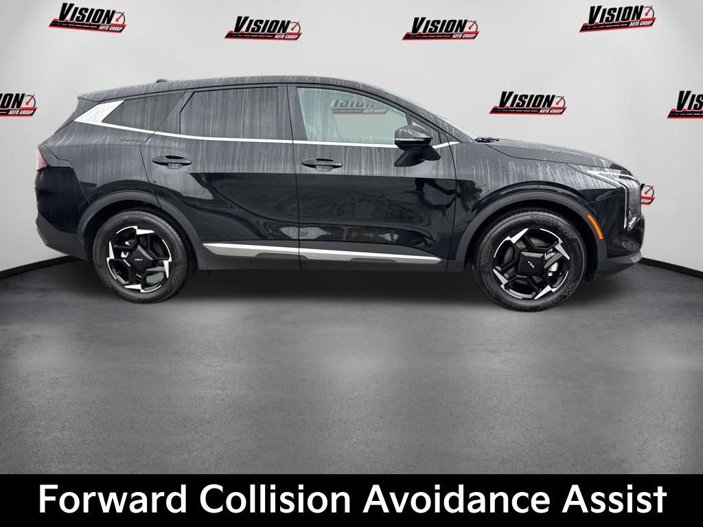 Certified 2026 Kia Sportage EX FWD image 4