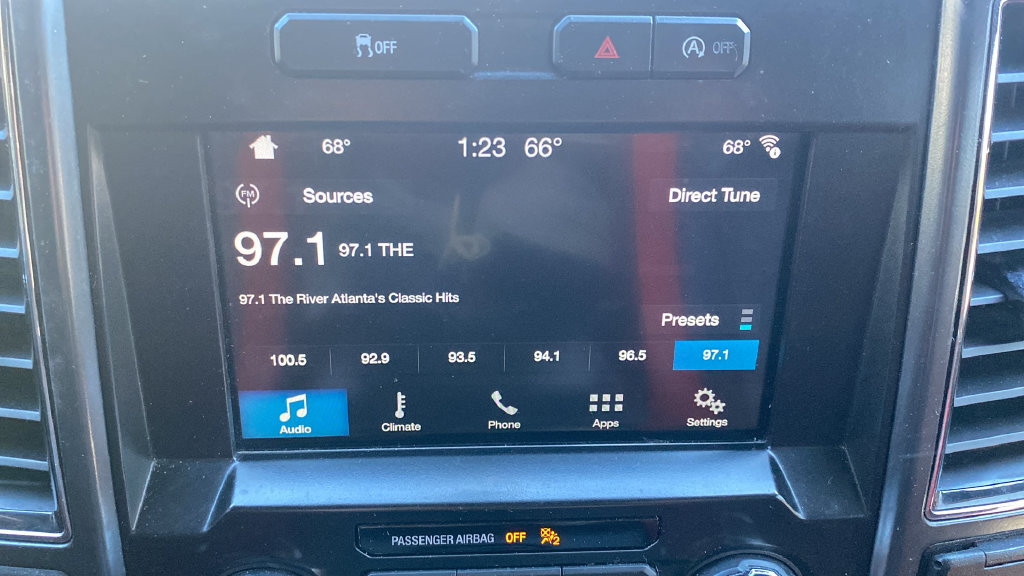 Used 2018 Ford F150 Lariat RWD image 19
