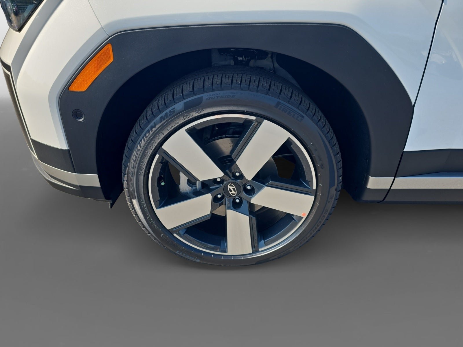 New 2027 Hyundai Santa Fe Limited AWD/4WD image 9