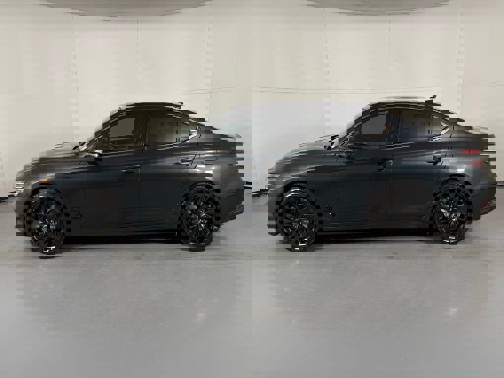 Used 2023 Genesis G70 3.3T w/ Sport Prestige Package image 4