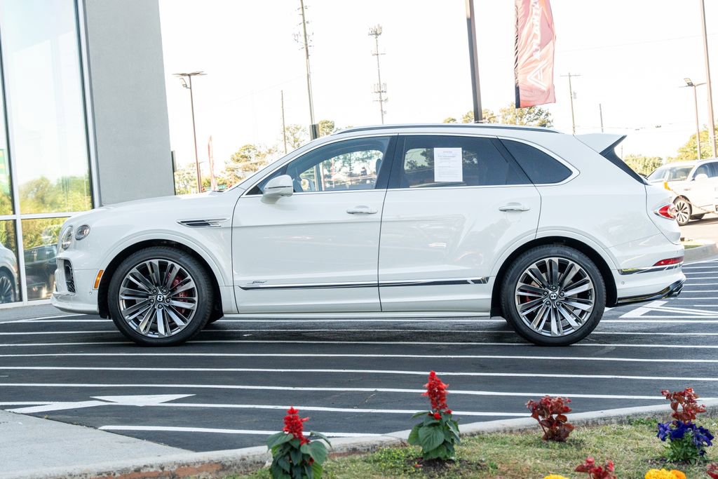 Used 2021 Bentley Bentayga Speed AWD/4WD image 24