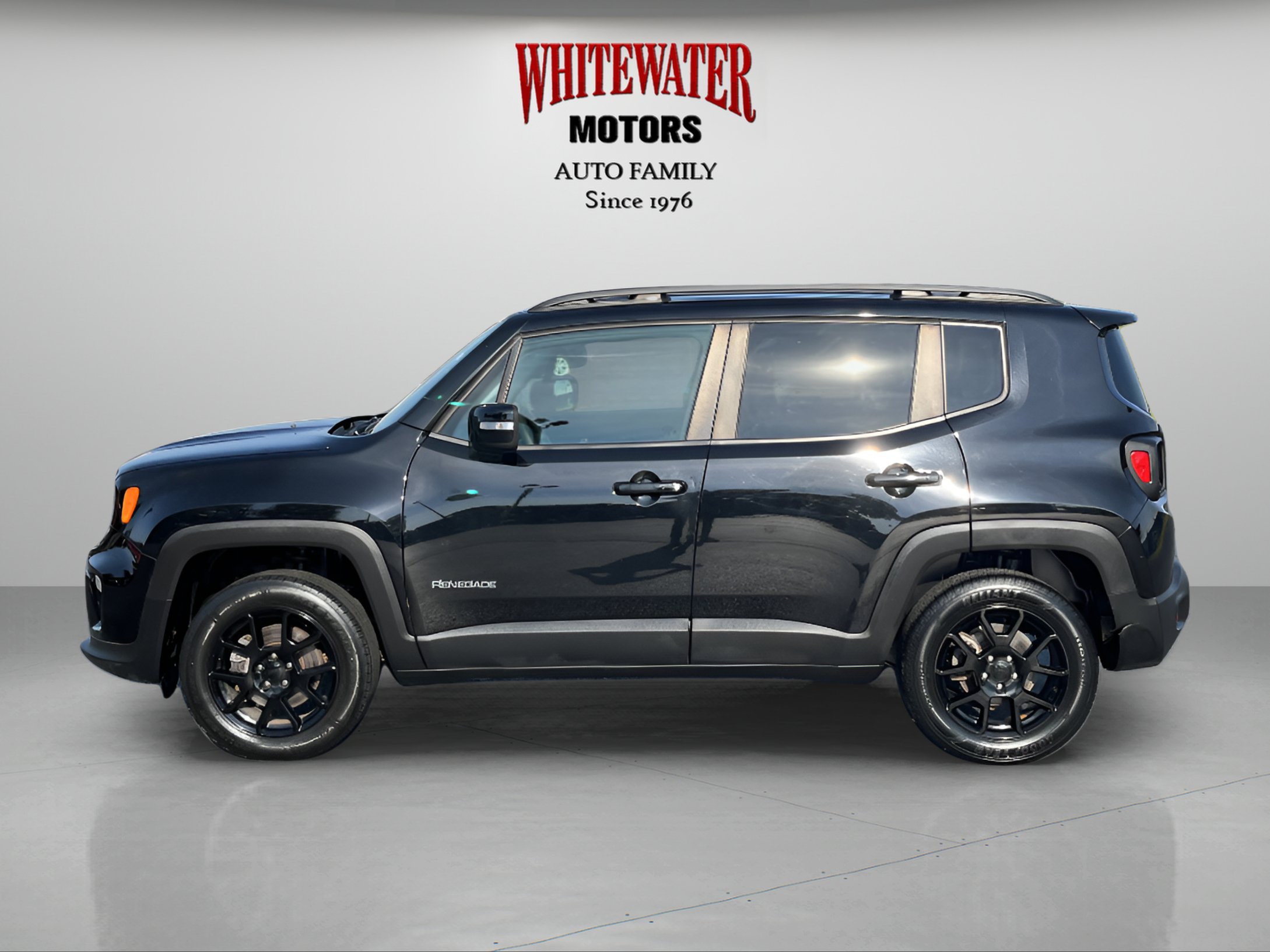 Used 2019 Jeep Renegade Altitude w/ Quick Order Package 22M AWD/4WD image 2
