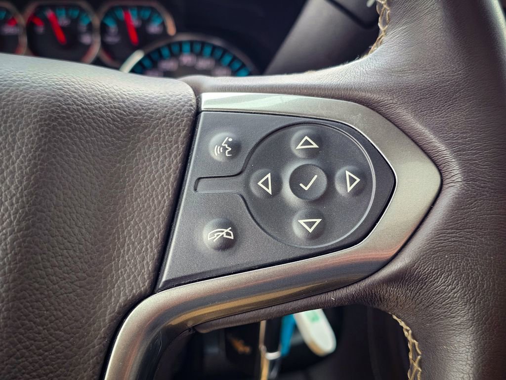 Used 2016 Chevrolet Silverado 2500 LTZ w/ LTZ Plus Package image 23