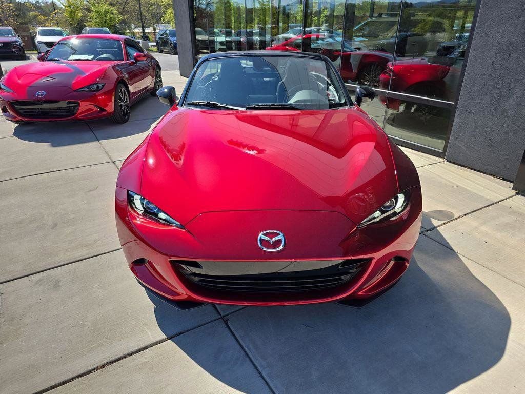 New 2026 MAZDA MX-5 Miata Sport w/ Interior Package RWD image 6