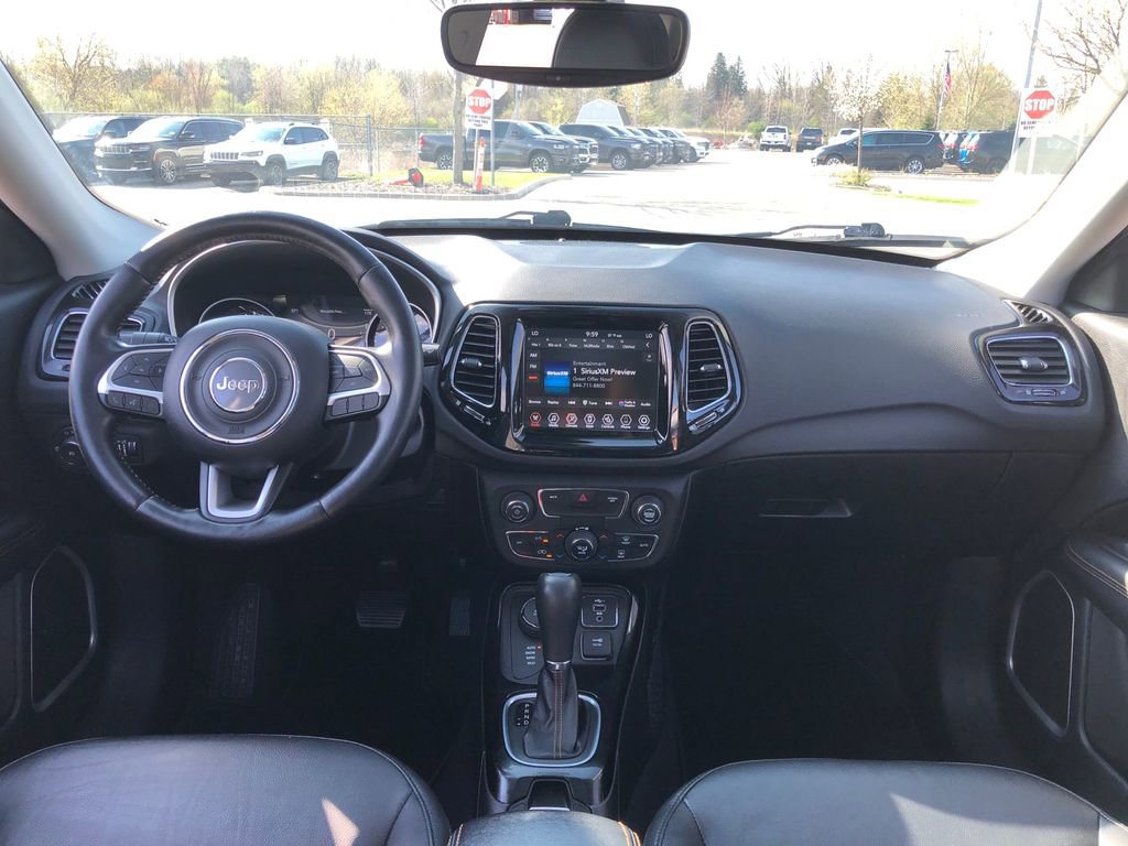 Used 2020 Jeep Compass Limited AWD/4WD image 28