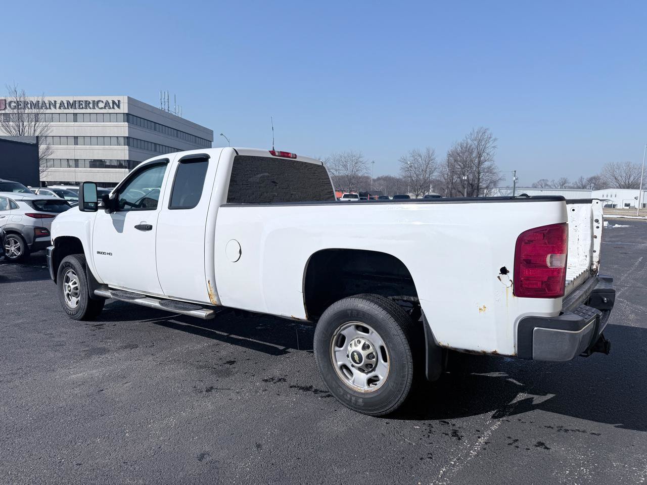 Used 2013 Chevrolet Silverado 2500 W/T AWD/4WD image 3