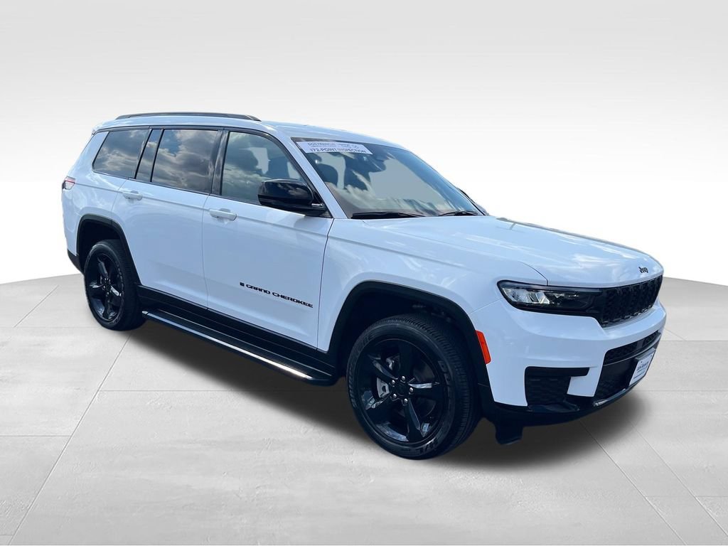 Used 2024 Jeep Grand Cherokee L Laredo AWD/4WD image 7