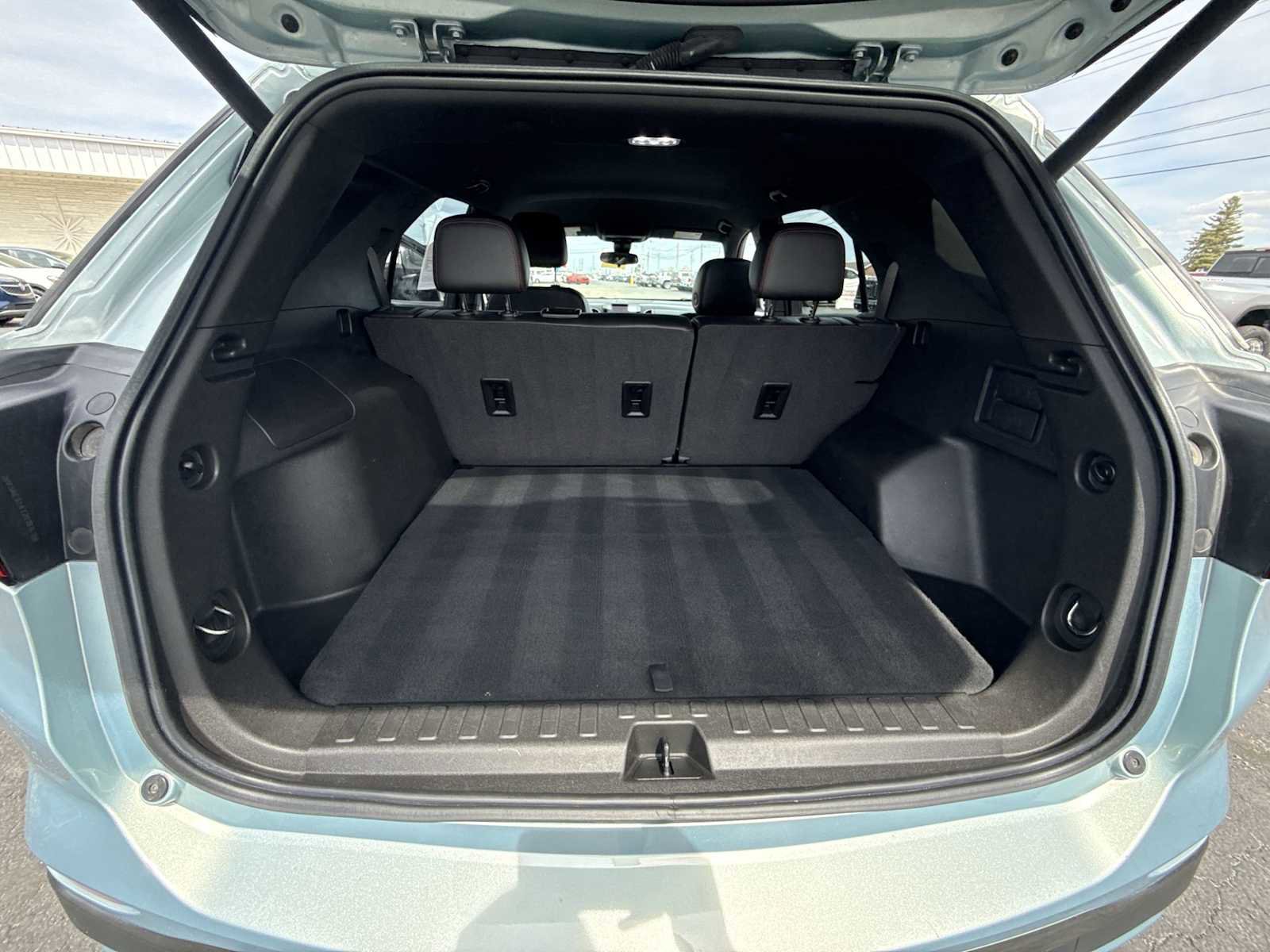 Certified 2022 Chevrolet Equinox RS w/ Infotainment Package image 20