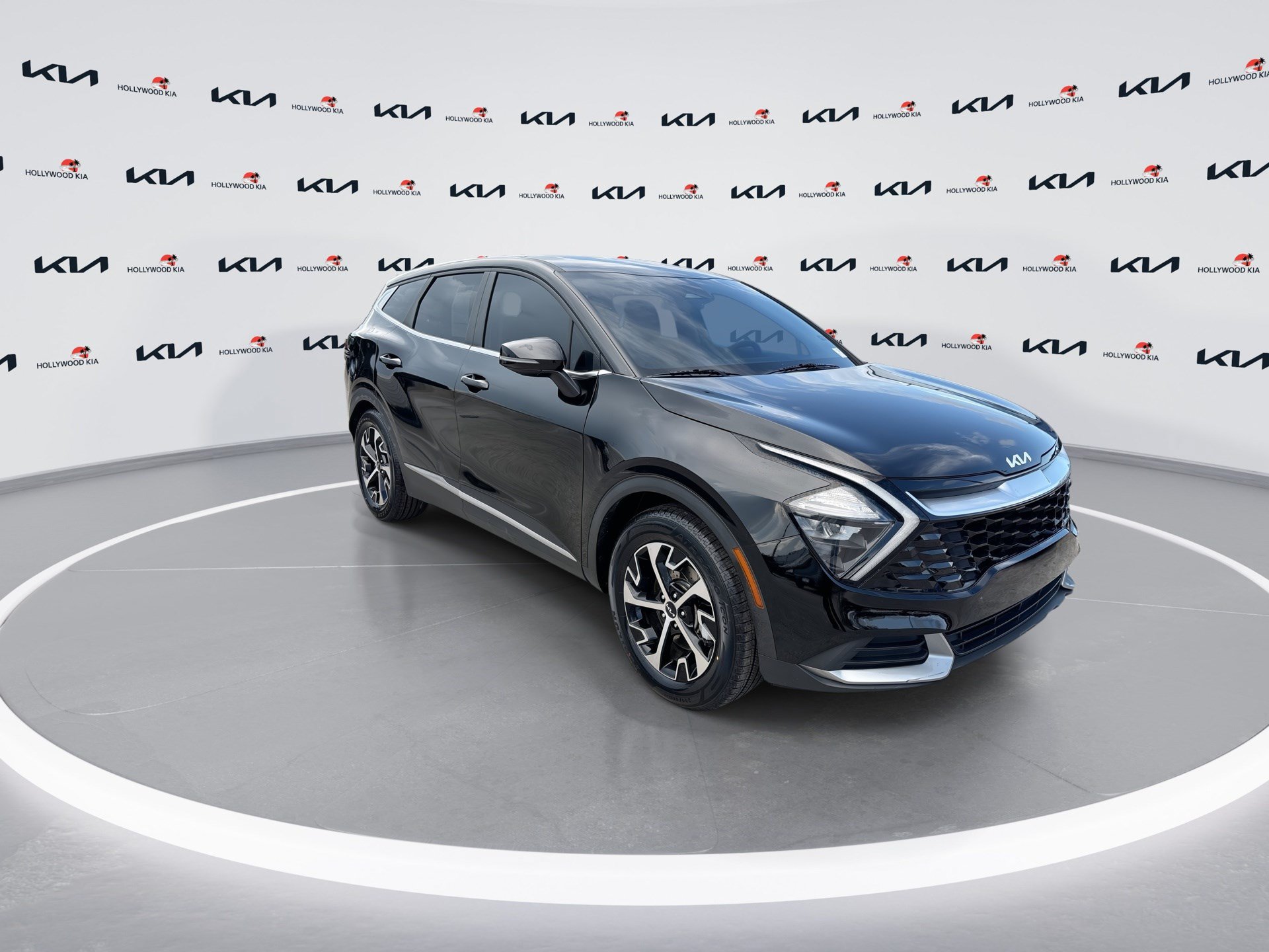 Certified 2023 Kia Sportage EX FWD image 2