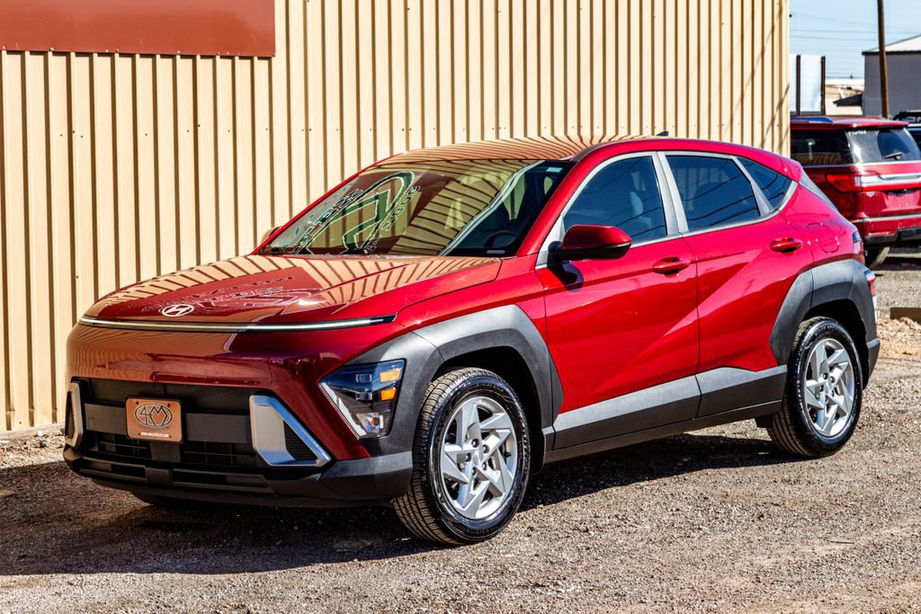 Used 2024 Hyundai Kona SE image 8